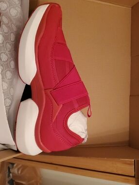 Nurture by Lamaze women Slip-On Athletic Sneakers in Santorinired